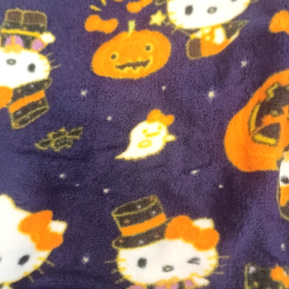 Hello kitty x Halloween 2024 Pajama Pants BNWT VHTF RARE - Picture 7 of 9
